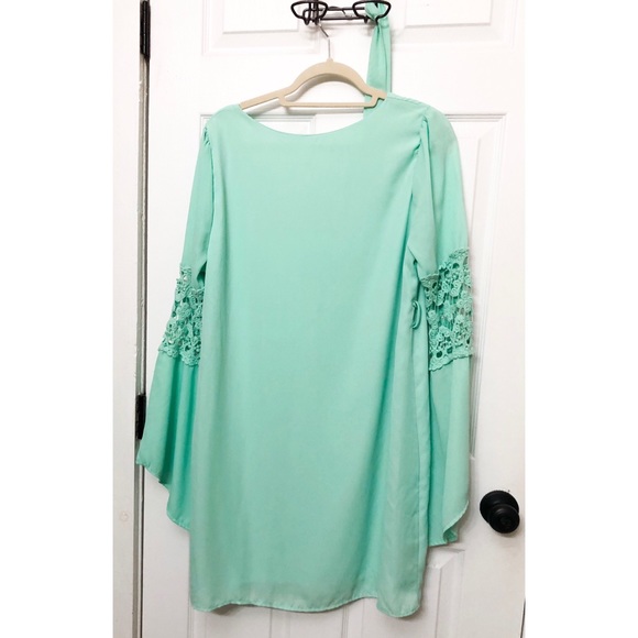 Turquoise Dress - Picture 3 of 4